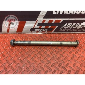 Axe de roue arriere 