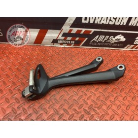 Platine repose pied passager droite 675 Street Triple 2013 à 2016 