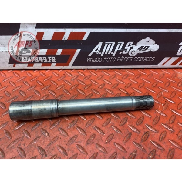 Axe de roue avant 