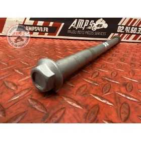 Axe de roue arriere 