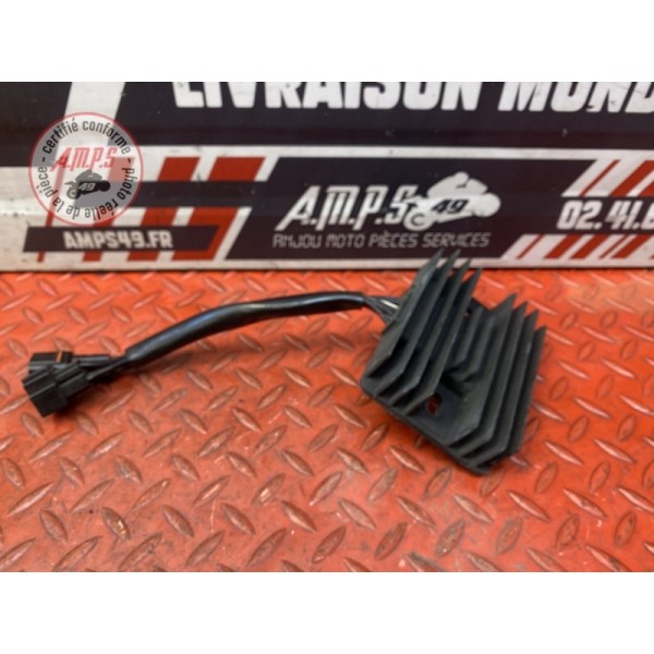 Regulateur de tension