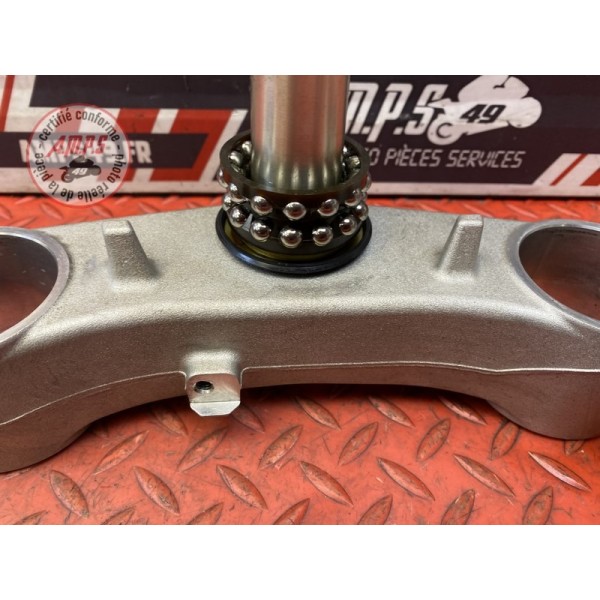 Te de fourche inférieur 