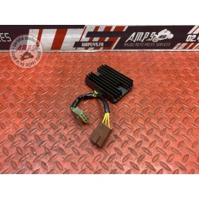 Regulateur de tension 