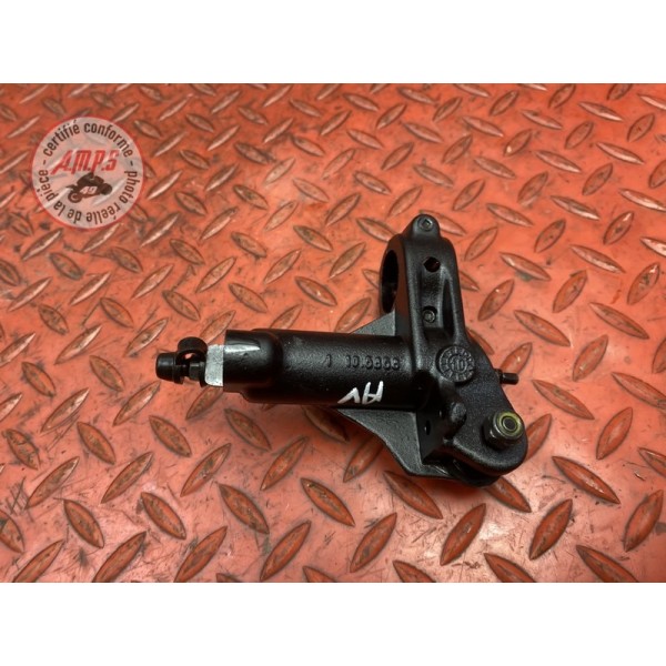 Maitre cylindre de frein avant 