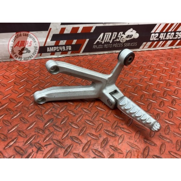 Platine repose pied passager gauche 