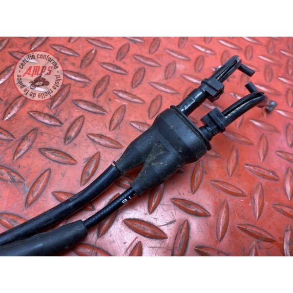 Cable d'accélérateur 