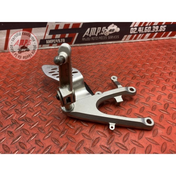 Platine repose pied droite 