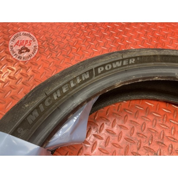 Pneu Michelin Power 5 120 70ZR17 DOT 2221 15% 