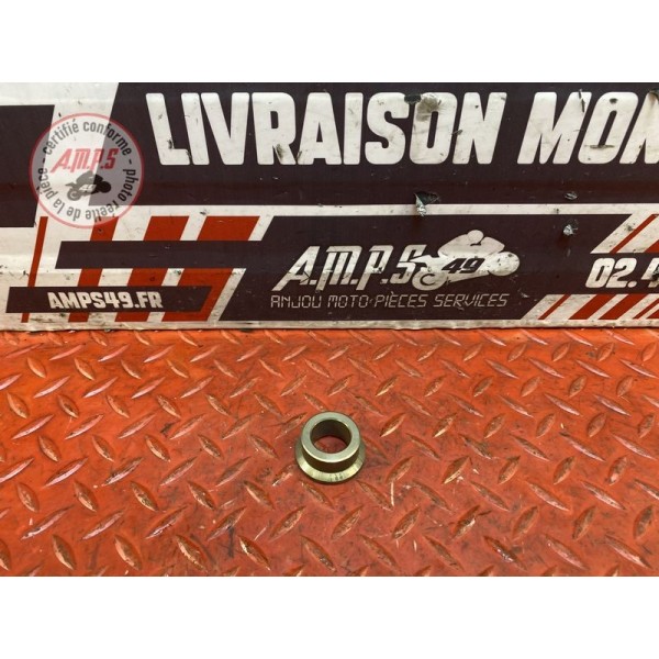 Entretoise d'axe de roue arriere 