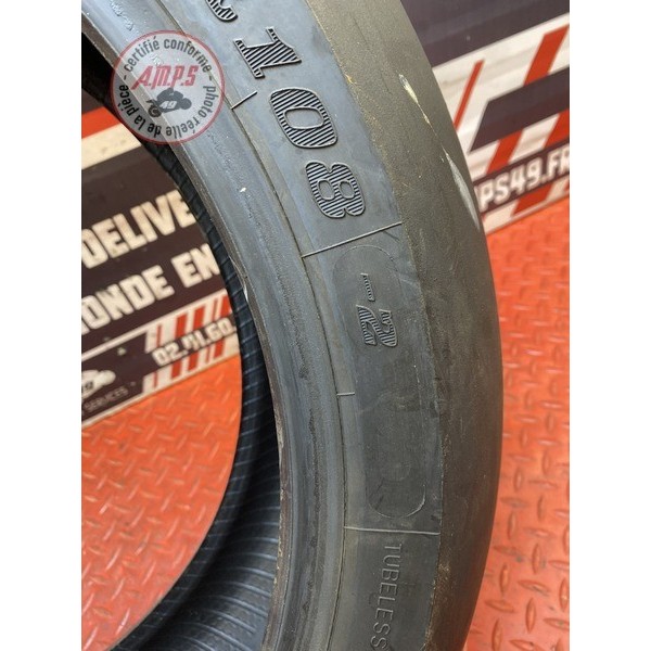 Pneu arrière 2 