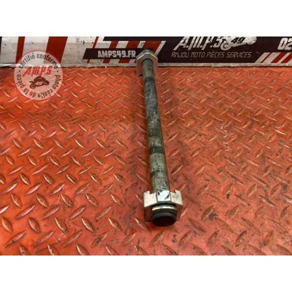 Axe de roue arriere 