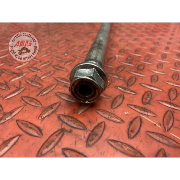 Axe de roue arriere Triumph 2300 ROCKET III 2004 à 2009 