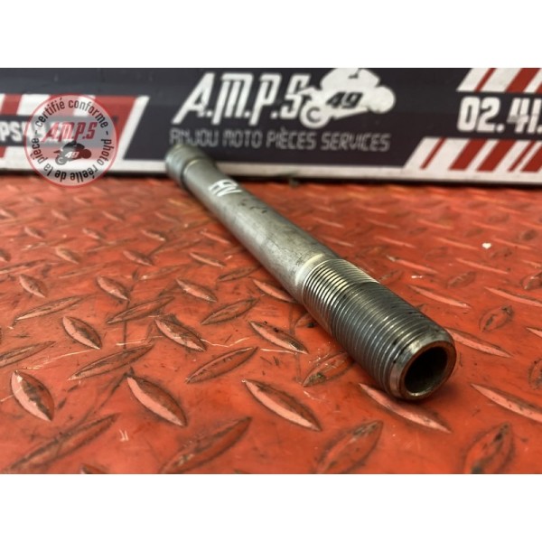 Axe de roue avant 