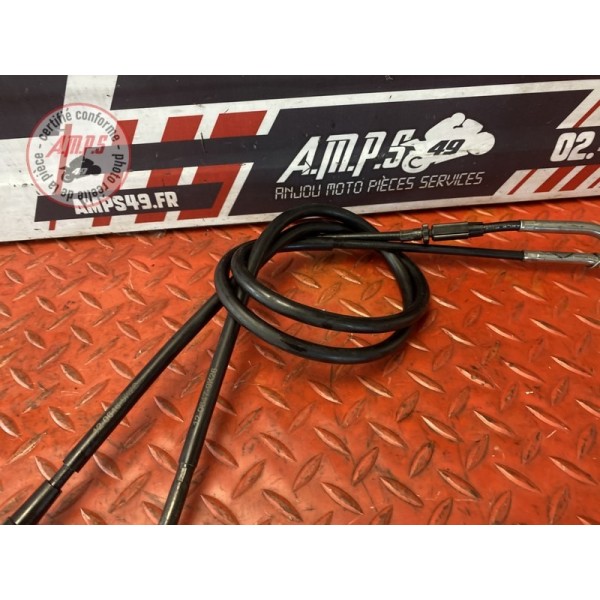 Cable d'accélérateur 