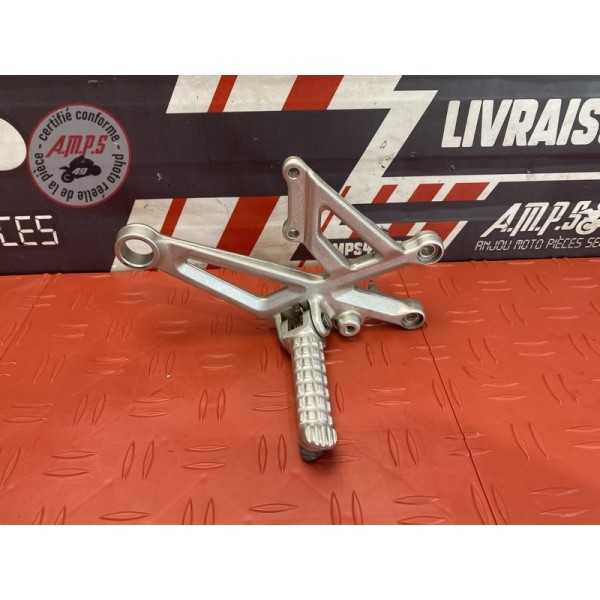 Platine repose pied droite Aprilia Tuono V4 1100 RR 2015 à 2020 