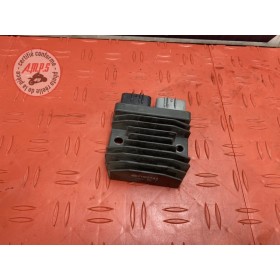 Regulateur de tension 