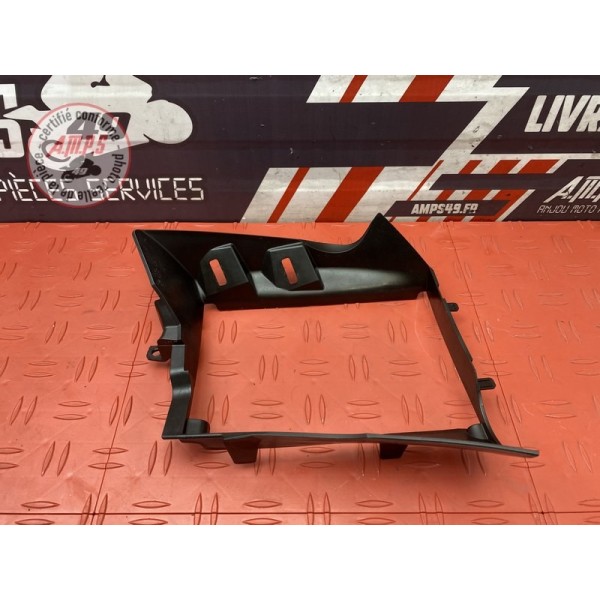 Ecope de radiateur droit