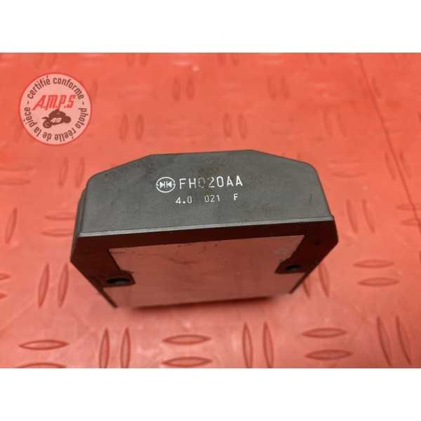 Regulateur de tension 