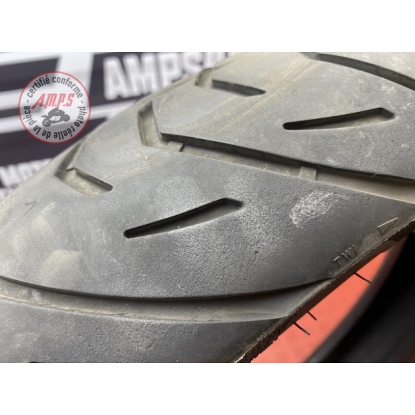 Pneu avant Bmw R1200 GS 2013 à 2016 
