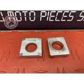 Entretoise d'axe de roue arriere 