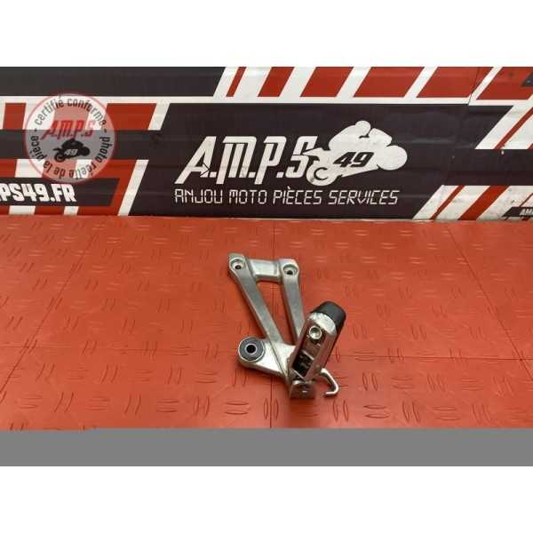 Platine repose pied passager droite