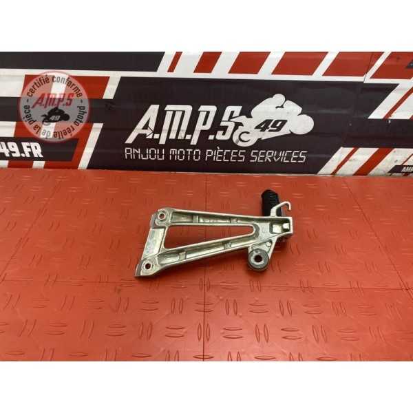 Platine repose pied passager gauche 