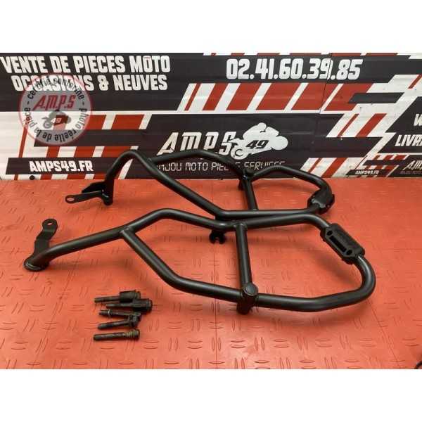 Crash Bar Givi Yamaha MT-09 Tracer 2015 à 2017 