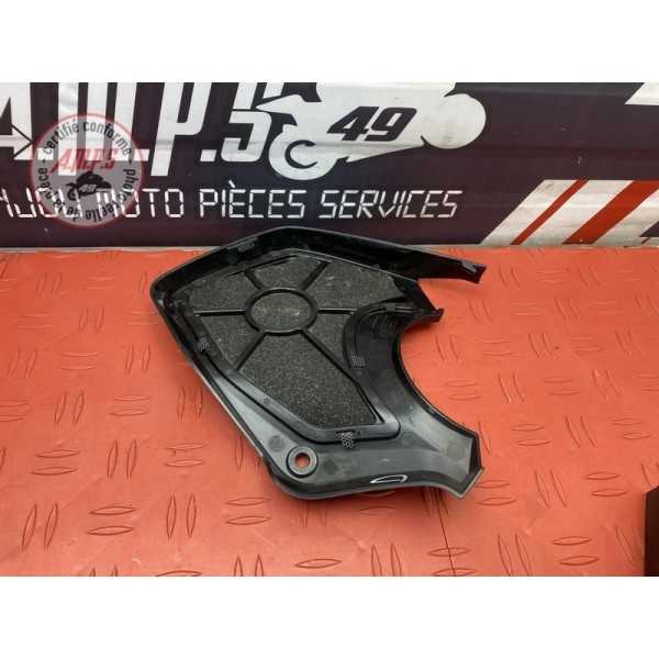 Grille enceinte droite 
