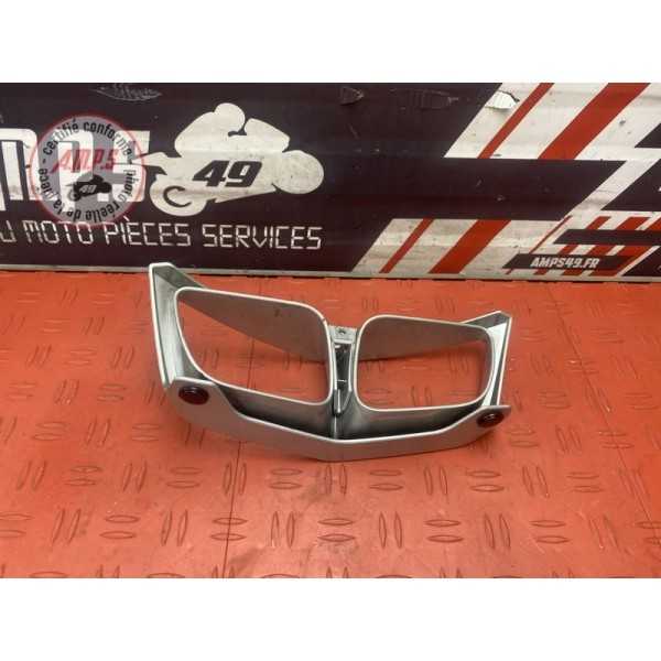 Plastique sous tete de fourche 