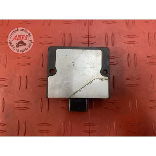 Regulateur de tension 