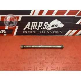 Axe de roue arriere 