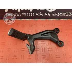 Platine repose pied passager gauche 