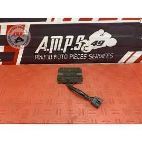 Regulateur de tension 