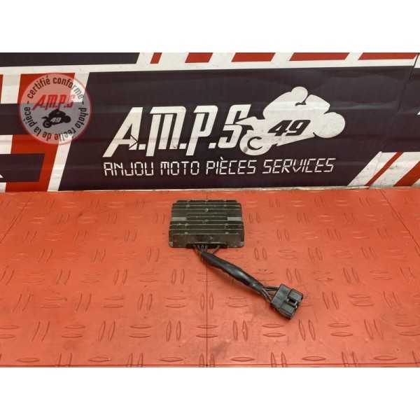 Regulateur de tension