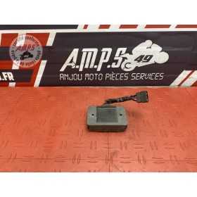 Regulateur de tension 