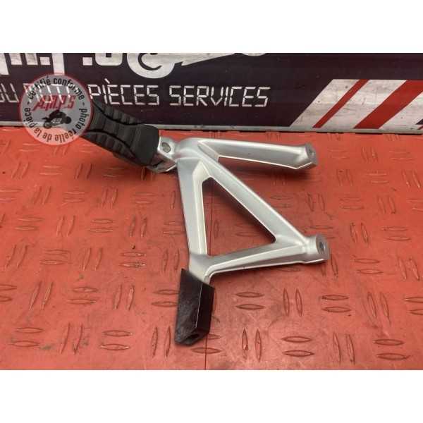 Platine repose pied passager gauche 
