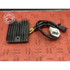 Regulateur de tension 