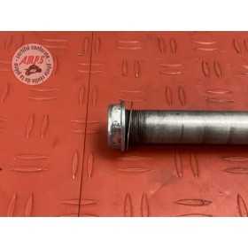 Axe de roue arriere 