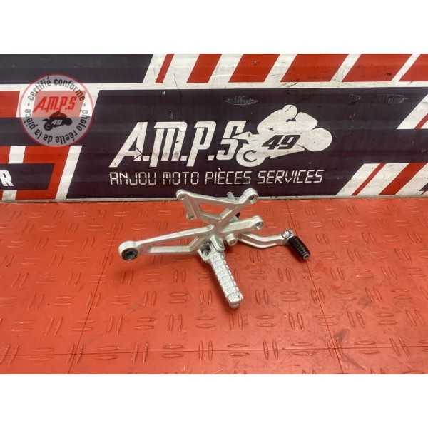 Platine repose pied droite Aprilia TUONO V4 1100 2015 à 2020 