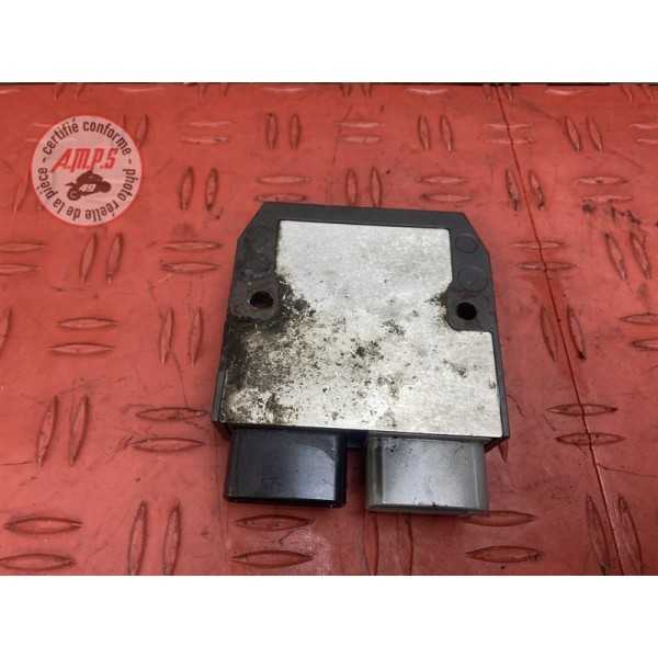 Regulateur de tension 