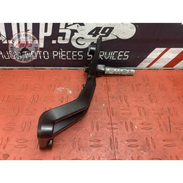 Platine repose pied passager gauche Yamaha MT-09 Tracer GT 2018 à 2020 