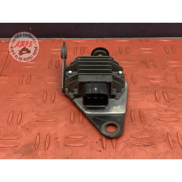 Regulateur de tension 