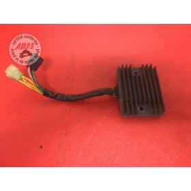 Regulateur de tensionSCRAMB80015DY-994-DSH7-E51053919used