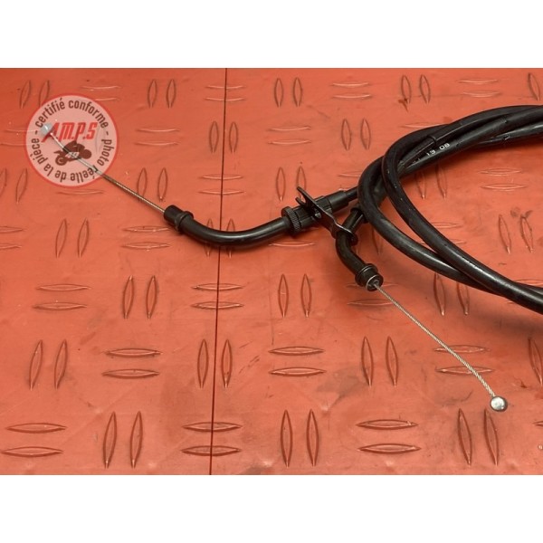 Cable d'accélérateur 