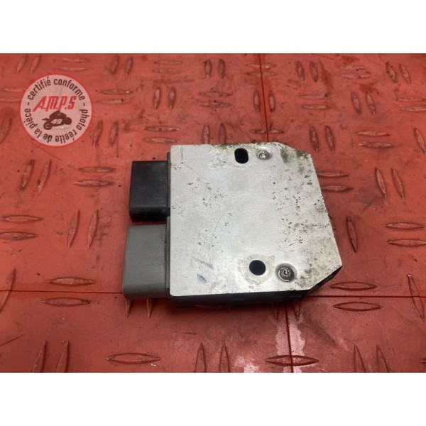 Regulateur de tension 