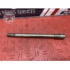 Axe de roue avant Triumph 2300 ROCKET III 2013 à 2016 