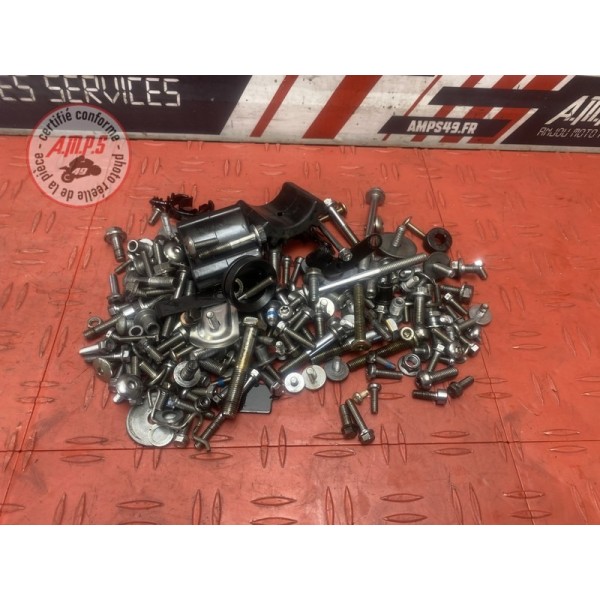 Kit de vis partie cycle Triumph 2300 ROCKET III 2013 à 2016 