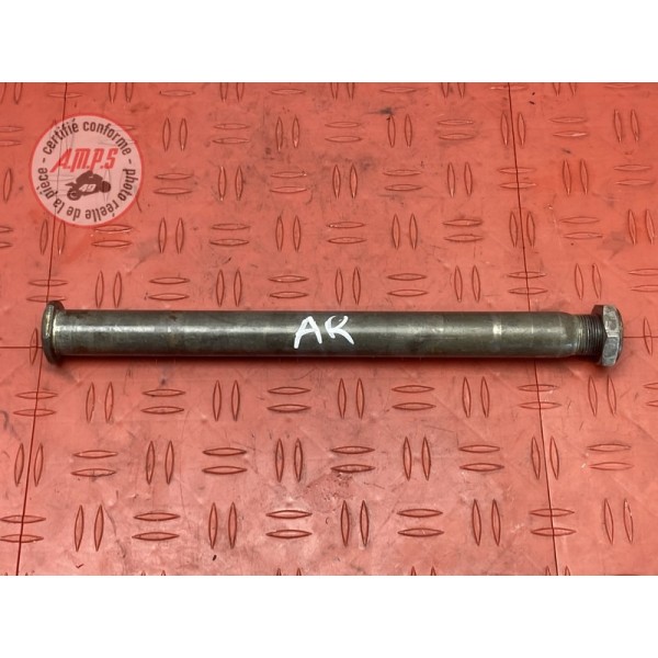 Axe de roue arriere 