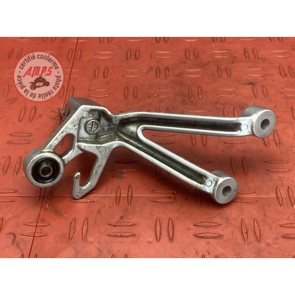 Platine repose pied passager droite 