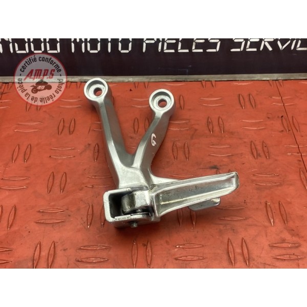 Platine repose pied passager gauche 